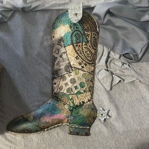 Cowgirl boot and spur wall decor
